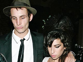 Amy Winehouse Arrested on Drug Possession Charge | Amy Winehouse