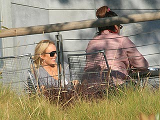 Lindsay Lohan Begins Community Service | Lindsay Lohan