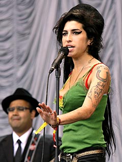 Amy Winehouse's Mother Begs for Her to Come Home | Amy Winehouse