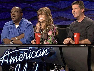 http://img2.timeinc.net/people/i/2007/specials/americanidol/blog/070326/idol_judges320.jpg