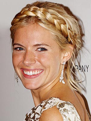 sienna miller short hairstyle. This is my favorite hairstyle.