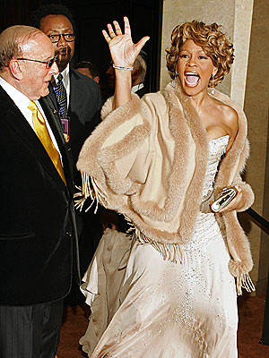 http://img2.timeinc.net/people/i/2007/specials/grammy07/afterparty/whitney_houston.jpg