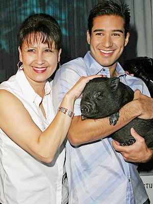 MARIO LOPEZ & ELVIA LOPEZ photo | Mario Lopez