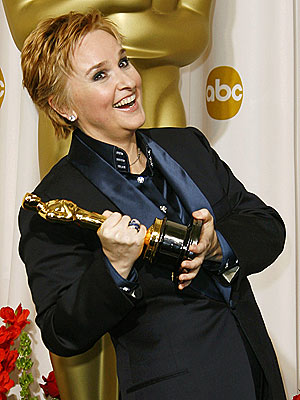 http://img2.timeinc.net/people/i/2007/specials/oscars07/moments/melissa_etheridge.jpg