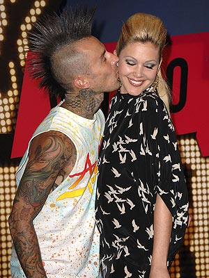 shanna moakler travis barker wedding pictures