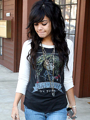 Vanessa Hudgens Clothes 7