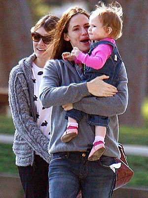 STUCK ON YOU  photo | Jennifer Garner, Violet Affleck