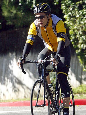 SPIN CLASS  photo | Jake Gyllenhaal