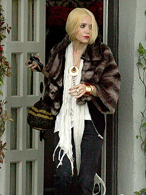 mary kate olsen fashion. Mary-Kate Olsen