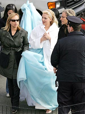 ROYAL ENTOURAGE photo | Scarlett Johansson