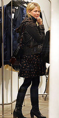 STRATEGIC SHOPPER photo | Michelle Williams