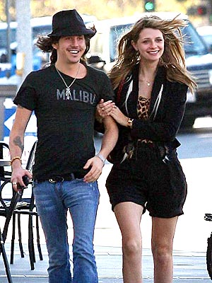 cisco adler mischa barton