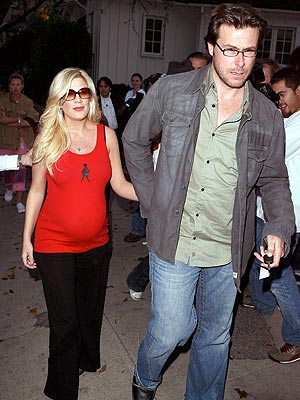 tori spelling Go Ahead And Be a Show Off