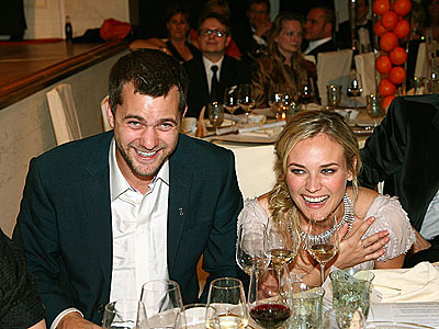 MEINE LIEBE photo | Diane Kruger, Joshua Jackson