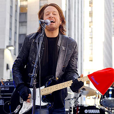 SOUNDING OFF  photo | Keith Urban