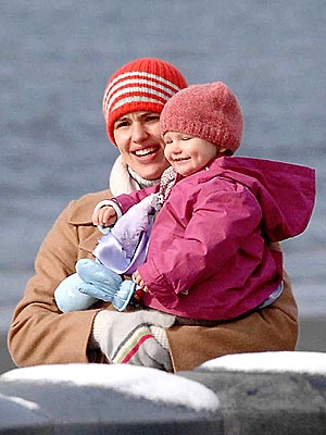 WINTER WONDERLAND photo | Jennifer Garner