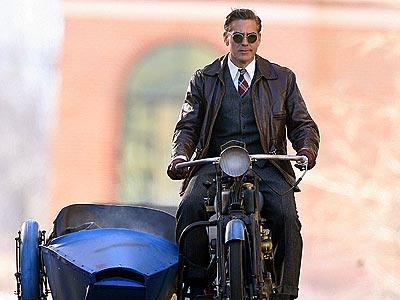 MAN ON THE MOVE  photo | George Clooney
