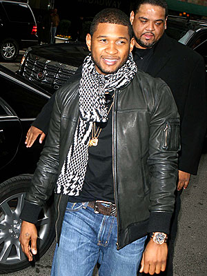 CHECK IN photo | Usher