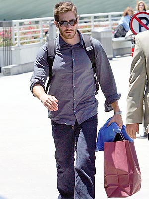 TRAVEL BUG photo | Jake Gyllenhaal