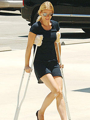 WOUNDED KNEE photo | Gwyneth Paltrow