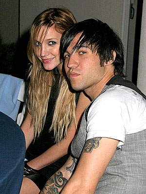 GRILLIN' & CHILLIN' photo | Ashlee Simpson, Pete Wentz