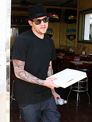 SPECIAL DELIVERY  photo | Joel Madden