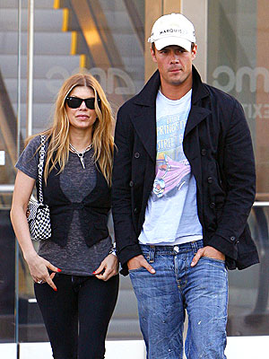 IT'S A DATE photo | Fergie, Josh Duhamel