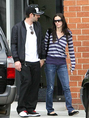 SUPPORT SYSTEM photo | Courteney Cox, David Arquette