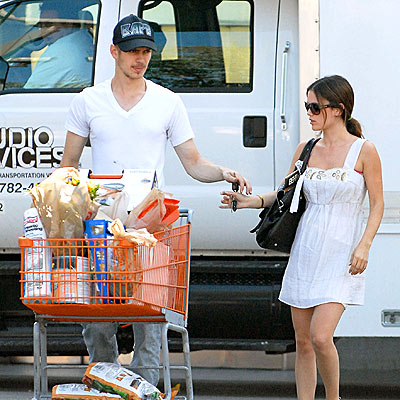 HOME SHOPPING NETWORK photo | Hayden Christensen, Rachel Bilson