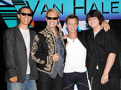 img2.timeinc.net people i 2007 startracks 070827 van halen, Calaminol para que sirve