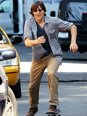 GET ON BOARD photo | Ashton Kutcher