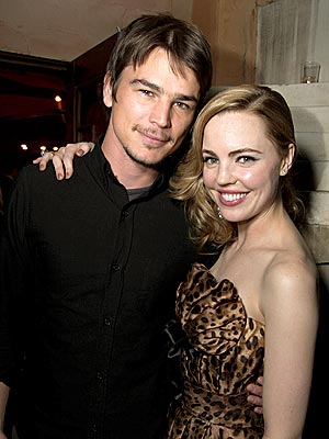 WHEN NIGHT FALLS photo | Josh Hartnett, Melissa George