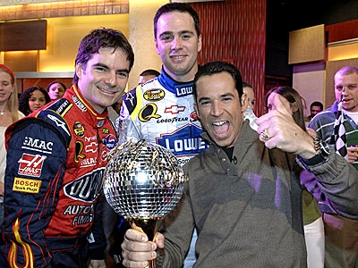 WINNER'S CIRCLE photo | Helio Castroneves, Jeff Gordon