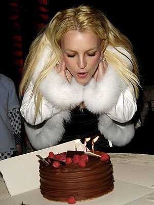 26 CANDLES photo | Britney Spears