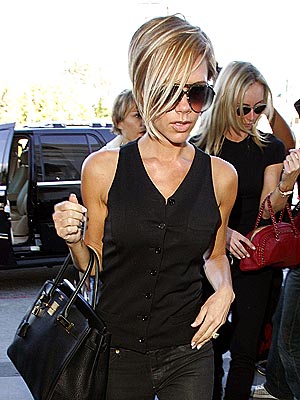 Victoria Beckham Goes Blonde! Love It or Hate It? Skinny jeans? Check.