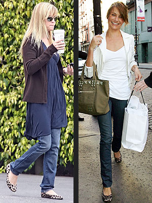  Reese Witherspoon paired with jeans, 