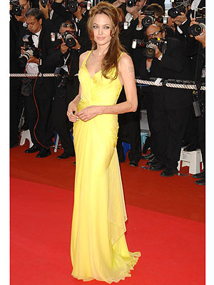 angelina jolie red carpet. Angelina#39;s Red Carpet Look