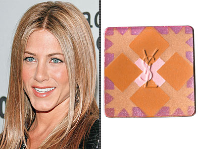 jennifer aniston nose. Glow Like Jennifer Aniston