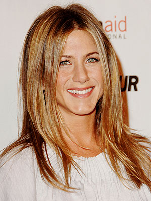 Ever stare enviously at the intensity of Jennifer Aniston's bright blue eyes 