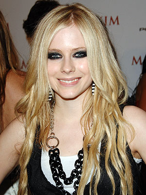 avril lavigne eye color