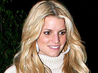 Jessica's Newest Bag Trend! | Jessica Simpson