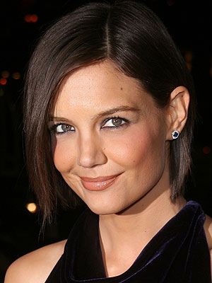 KATIE HOLMES MAKEUP - See PHOTOS of the actress and wif