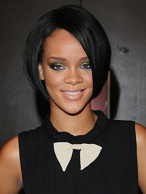 rihanna hair. Rihanna had long hair when