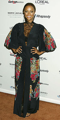TYRA BANKS photo | Tyra Banks