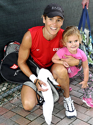 Dara Torres Takes Tessa to Tennis Match