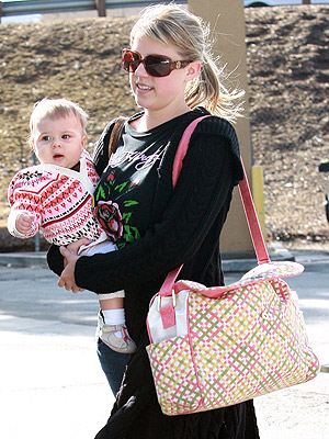jodie sweetin kids. Jodie Sweetin Lunches With Her