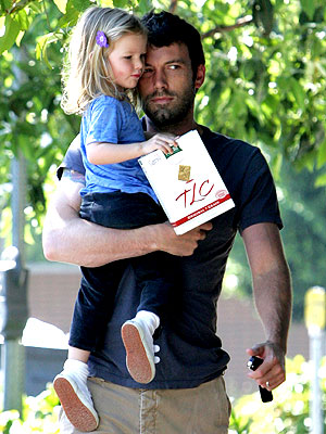 DADDY'S DARLING photo | Ben Affleck, Violet Affleck