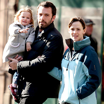 ON POINT photo | Ben Affleck, Jennifer Garner, Violet Affleck