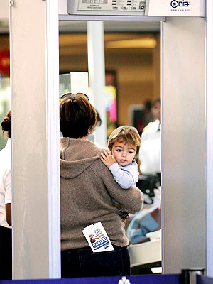 SAFE & SECURE photo | Mariska Hargitay