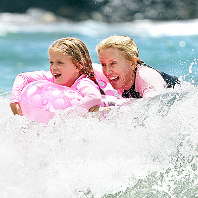 FELICITY & GEORGIA photo | Felicity Huffman